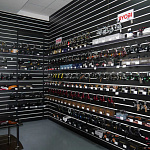 Торговый зал Кайман Торговый зал Кайман